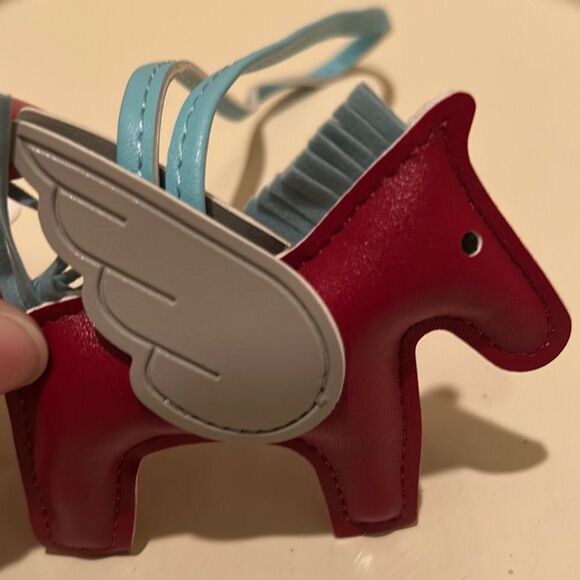 Leather Pegasus Horse Pony Bag Charm Blue Red New - Picture 8 of 8